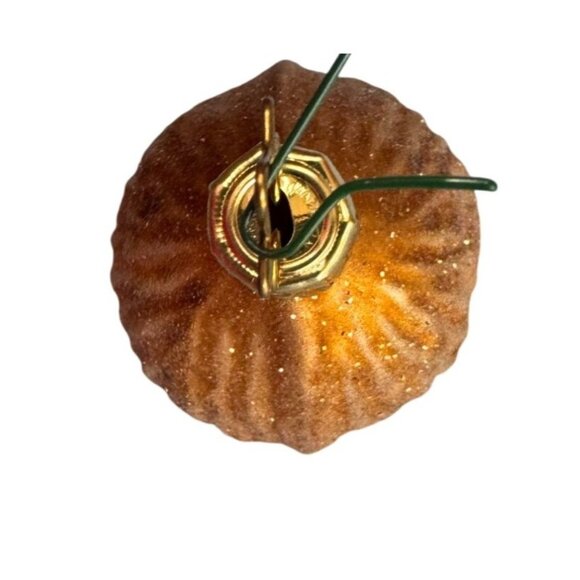 Inge Glas Walnut Blown Glass Ornament Germany 2 3/4" Star Cap Nut Holiday - Picture 6 of 6